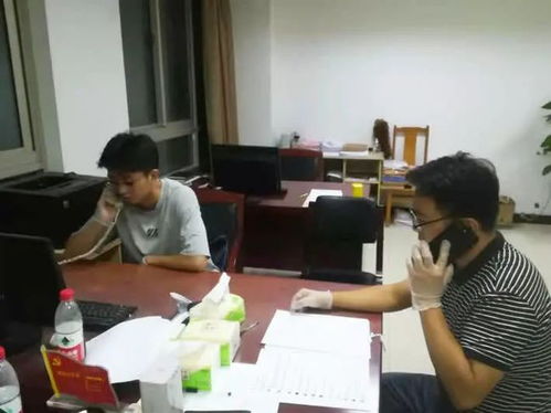 江都区教育局12小时三班倒 严谨细致服务在外就读学生